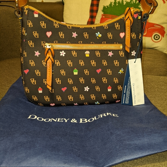 NWT Dooney Bourke small hobo - Picture 4 of 4